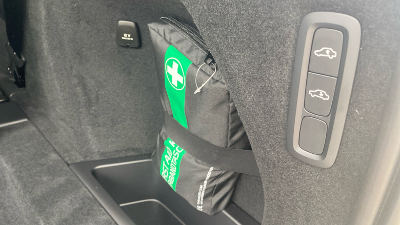 Volvo XC90 2.0 B5P Ultra Dark 5dr AWD Geartronic Petrol Estate